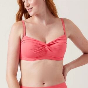 Athleta Hampton Bra Cup Bikini Top Size 32D / DD New with tag